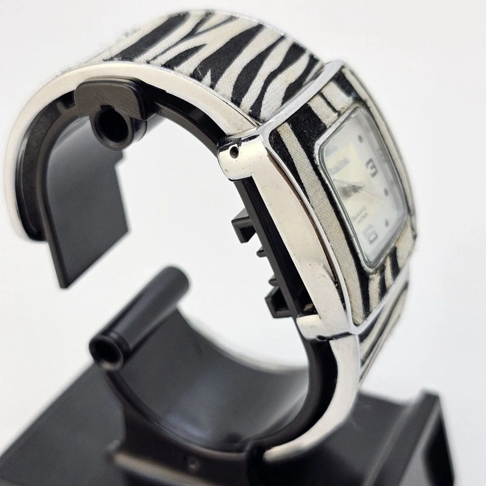 Strada Women's Watch 35MM Zebra Design‎ Cuff White Dial 6